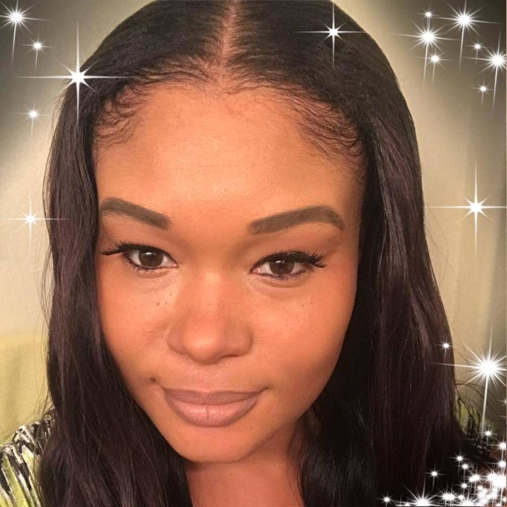 Meet your Posher, Talia